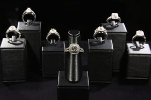 Zales Celebrates The Vera Wang Love Fashion Jewelry Collection