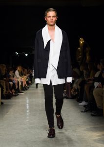 Burberry February 2017 Collection - Look 28