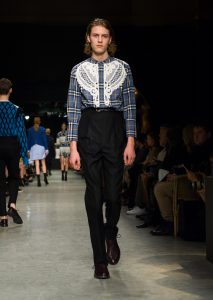 Burberry February 2017 Collection - Look 38