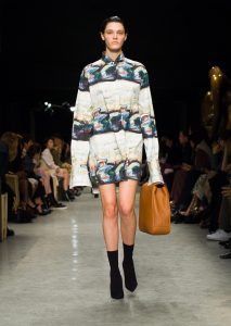 Burberry February 2017 Collection - Look 39