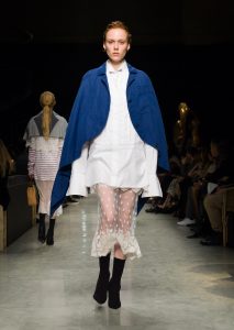 Burberry February 2017 Collection - Look 44