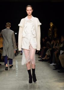 Burberry February 2017 Collection - Look 51