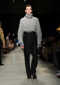 Burberry February 2017 Collection - Look 54