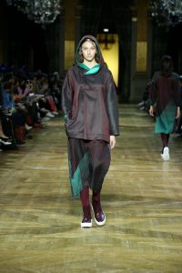 Issey Miyake - FW17 Look 03