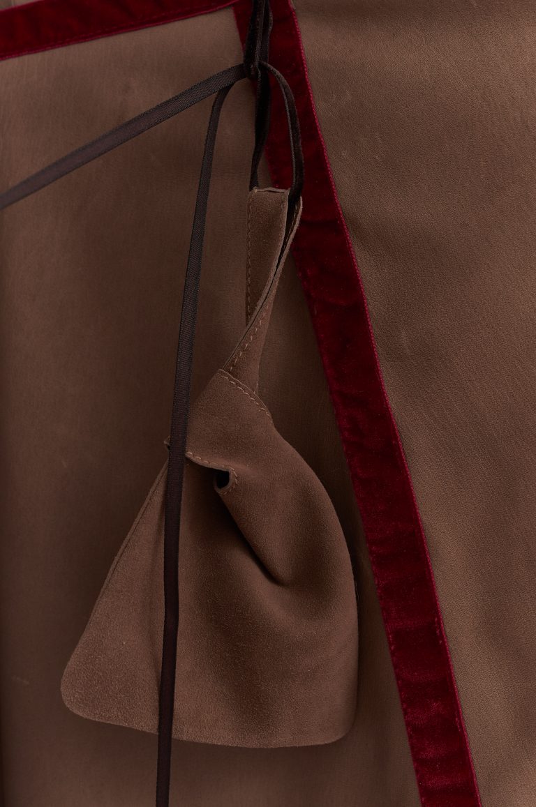 010 - Image 2