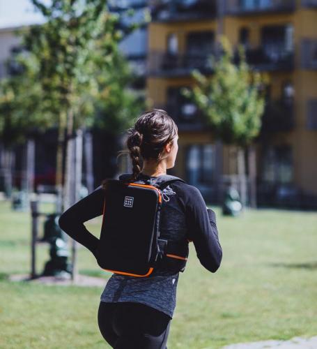 iamrunbox-orange-backpack-pro 