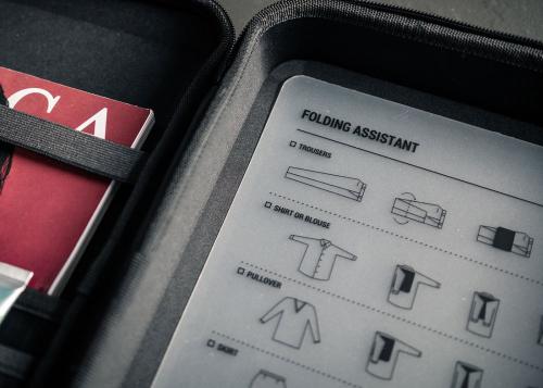 iamrunbox-folding-clothes-assistant 