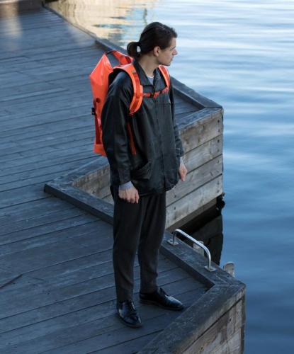 iamrunbox-urban-lifestyle-orange-backpack 